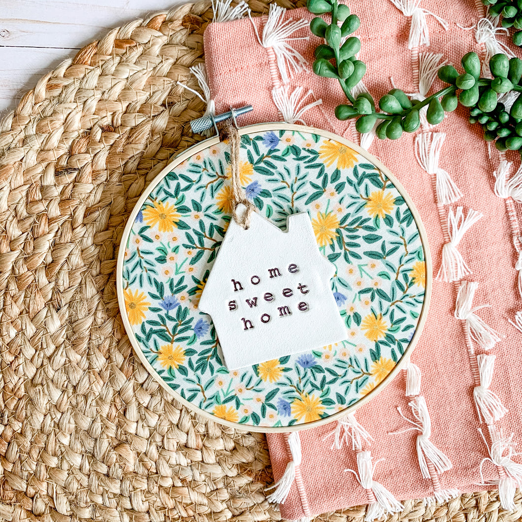 6 Inch Hoop with Rifle Paper Co. Daisy Fields Fabric and House Ornament